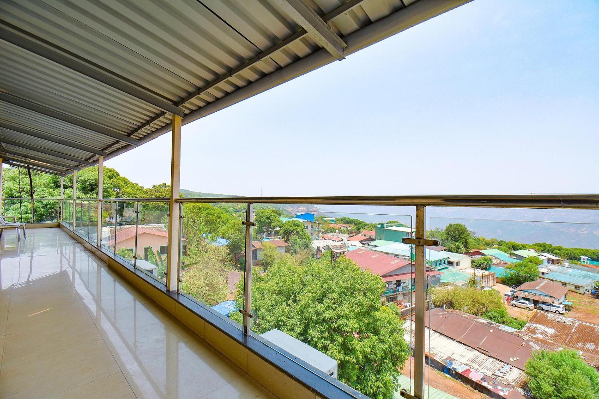 Fabhotel Bright Holidays Mahābaleshwar Kültér fotó